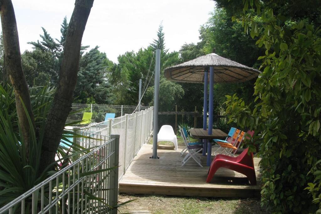 Gite Avec Piscine Et Climatisation Buzignargues Exterior foto